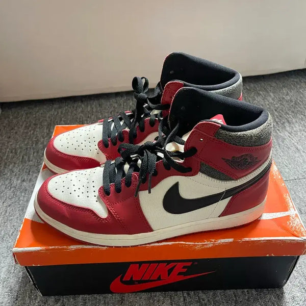 [BUNJANG] Air Jordan 1 Retro High OG Chicago 2022 / 조던 1 레트로 하이 OG 시카고 2022 290