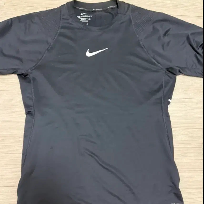 [BUNJANG] Nike AeroAdapt Performance Short Sleeve T-Shirt / 나이키 에어로어댑트 기능성 반팔 티셔츠