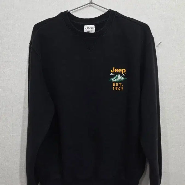 [BUNJANG] Jeep Gimo Sweatshirt Black EST 1941 / 지프 기모 맨투맨 검정 EST 1941