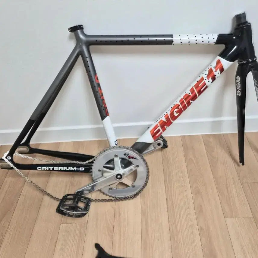 [BUNJANG] Engine11 Critdi S-Size Semi-Complete Bike - Red Charcoal / 엔진11 레드차콜s 반차 판/대