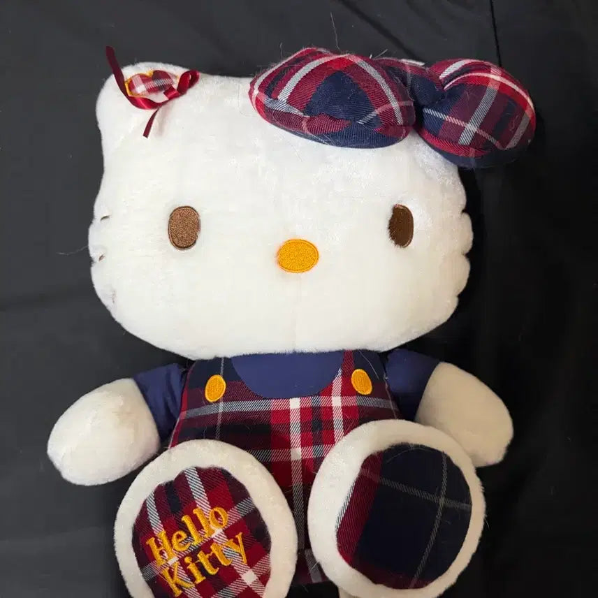 [BUNJANG] Hello Kitty Stuffed Doll / 헬러키티 인형