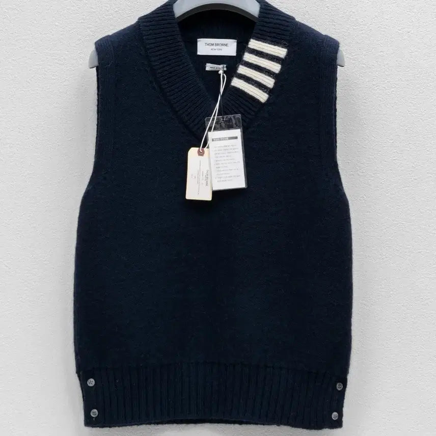 [BUNJANG] Thom Browne Jersey Stitch Donegal Knit Vest Navy Size 2 / 톰브라운 저지스티치 도네갈 니트 베스트 2            mkv064a-y1032-415