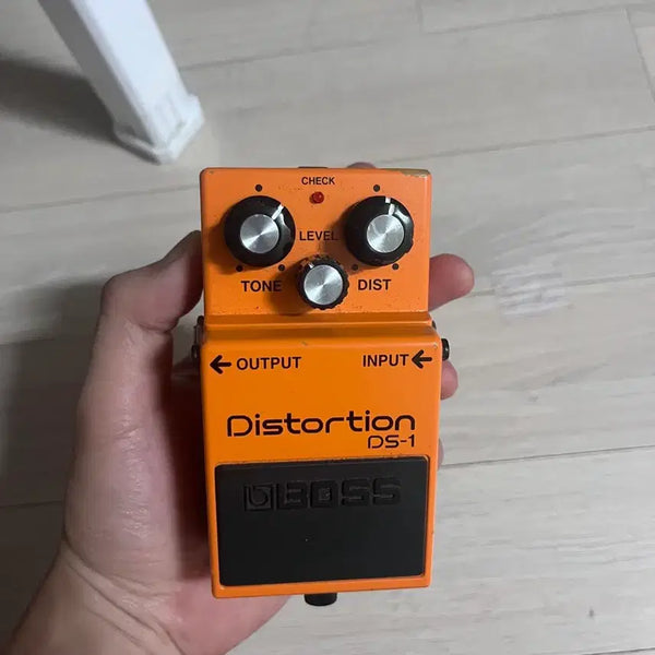 [BUNJANG] Boss DS-1 Distortion Pedal / 보스 디스토션