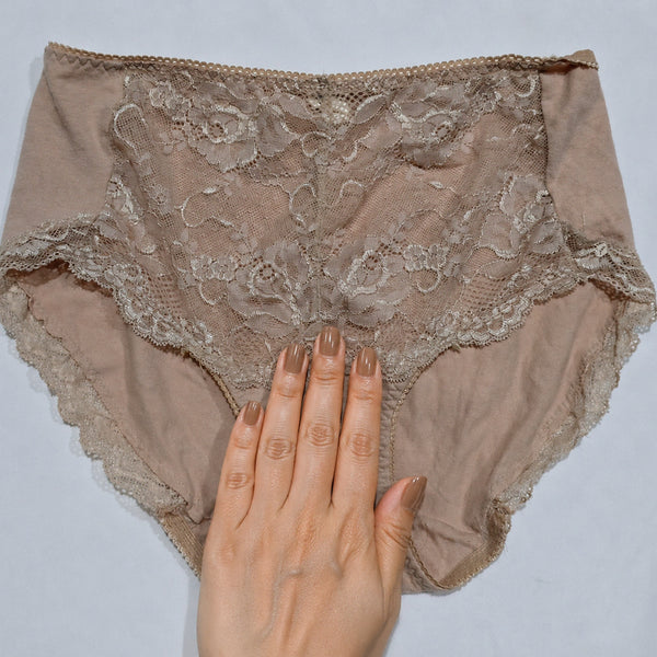 [BUNJANG] Beige Lace Panty / (중고) 베이지 레이스팬티 90
