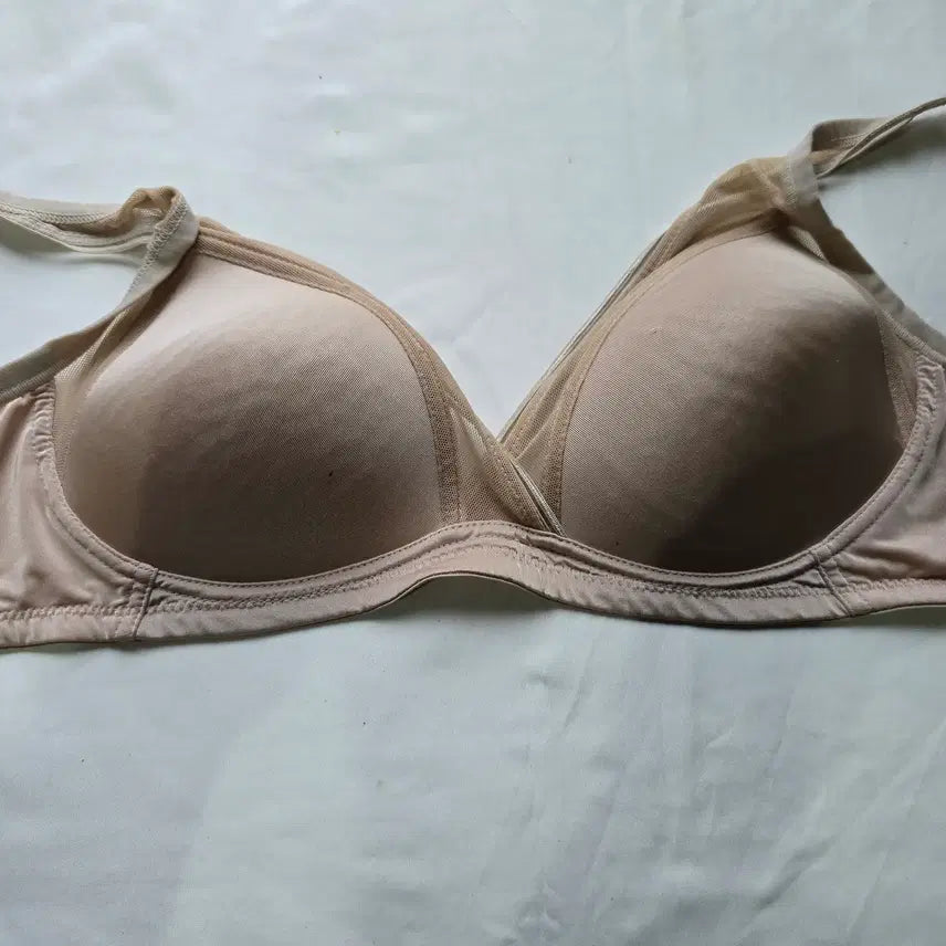 [BUNJANG] Beige See-Through Molded Bra A Cup (Used) / (중고) 베이지 시스루 몰드 브라 A컵