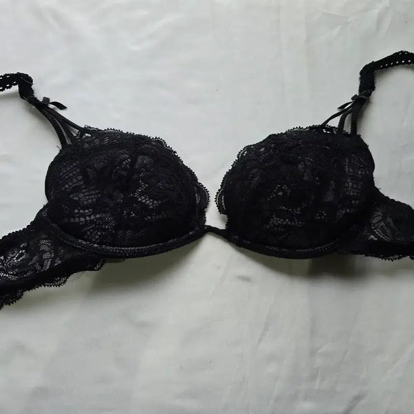 [BUNJANG] Black Strap Lace Bra (A Cup) / (중고) 블랙 스트랩 레이스 브래지어 A컵