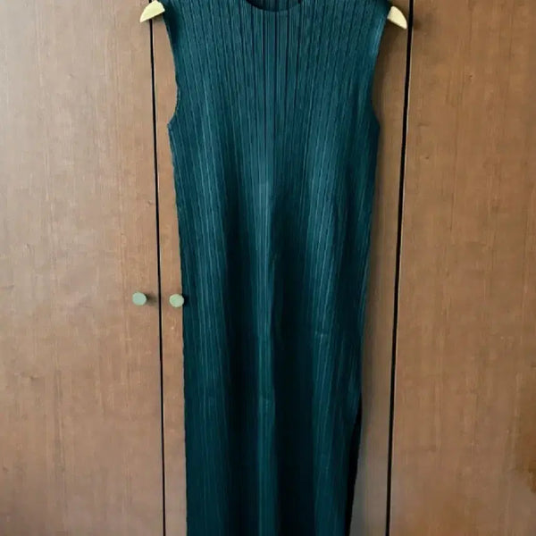 [BUNJANG] Pleated Black Sleeveless Long Dress / 플리츠 블랙 롱 원피스