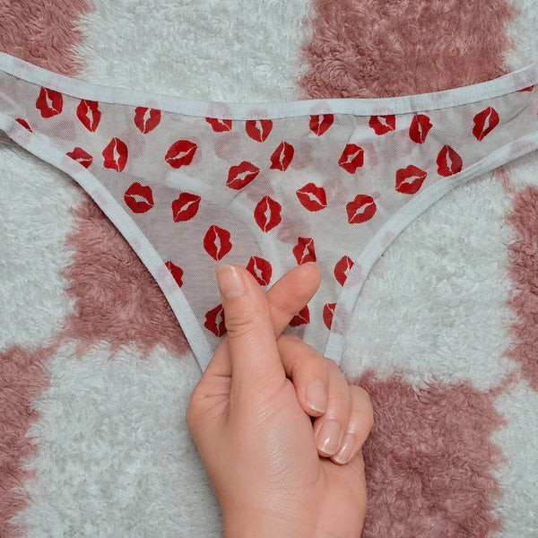 [BUNJANG] Red Lip Pattern See-Through Panty (Used) / G(중고) 레드 립 패턴 시스루 팬티