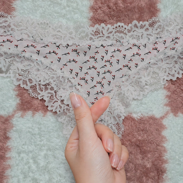 [BUNJANG] Pink Berry Lace Panty (Used) / A(중고) 핑크 베리 레이스 팬티