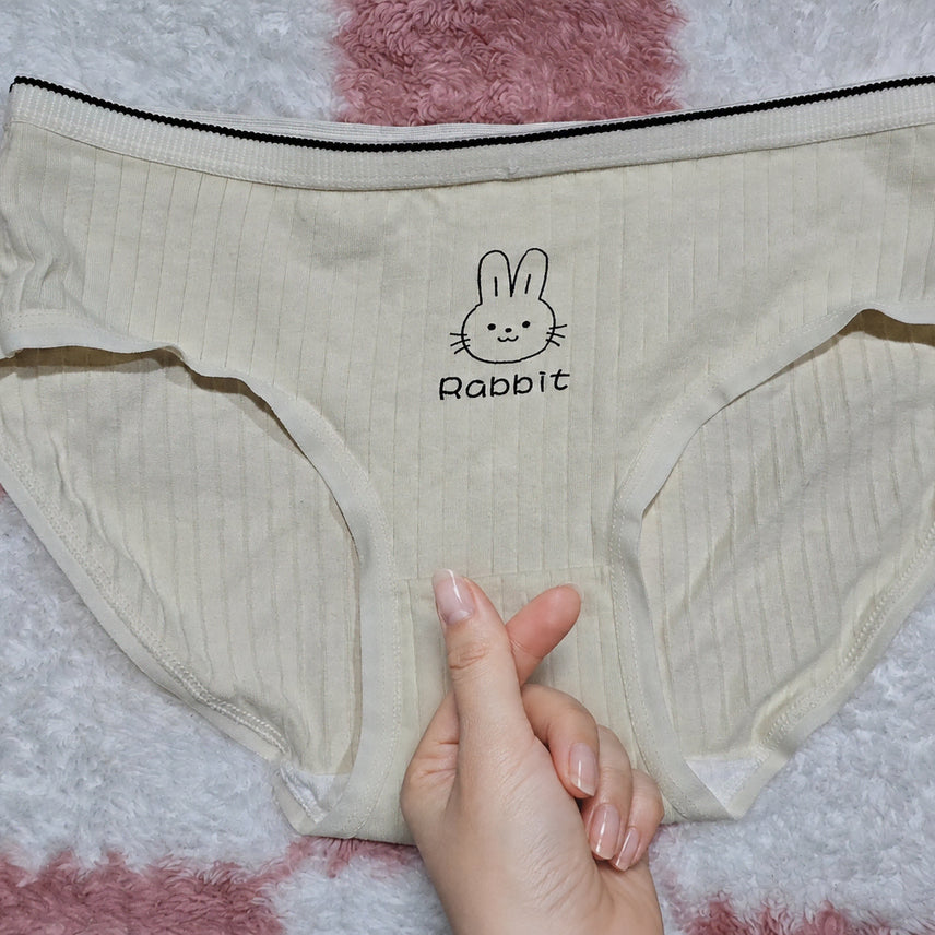 [BUNJANG] Ivory Rabbit Pattern Panties (Used) / J(중고) 아이보리 토끼패턴 팬티