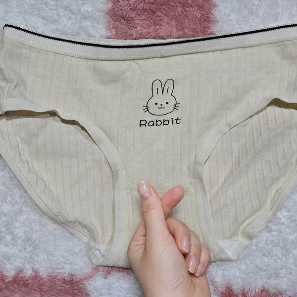 [BUNJANG] Ivory Rabbit Pattern Panties (Used) / J(중고) 아이보리 토끼패턴 팬티