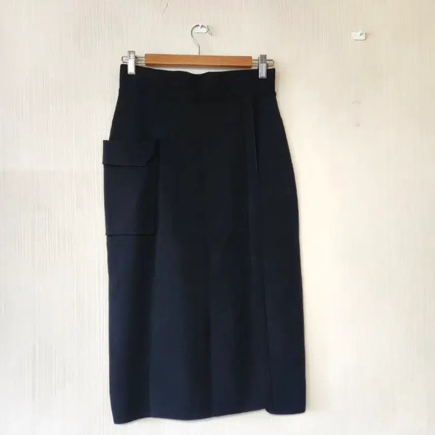 [BUNJANG] Rene & McCoy Ribbed Knit Midi Skirt / 르니앤맥코이 허리밴딩 니트 스커트
