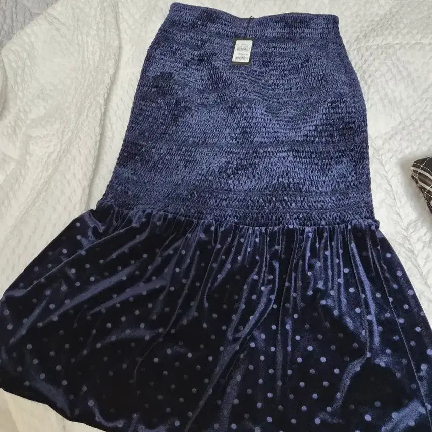 [BUNJANG] Maje Blue Velvet Midi Skirt Size 36 / 마쥬 블루 벨벳  스커트 36