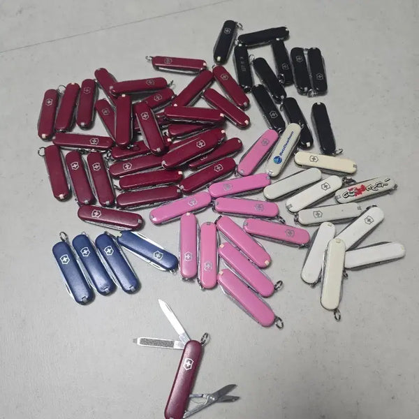 [BUNJANG] Victorinox Classic SD Mini Multitool / 빅토리녹스 미니툴 1개 가격 클래식 SD