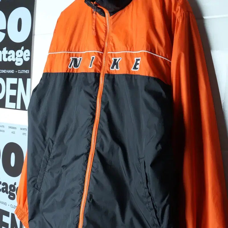 [BUNJANG] Nike Zip-Up Windbreaker Jacket (XL) / (XL) 나이키 집업 바람막이 점퍼자켓 00S 년도 누빔-H37320