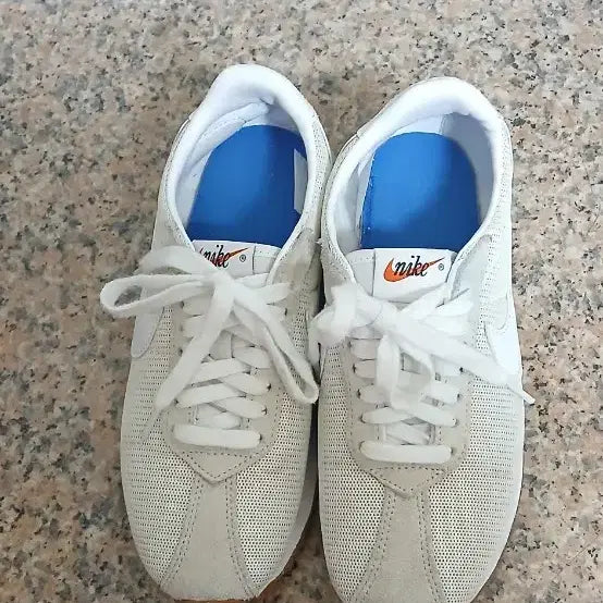 [BUNJANG] Nike Women's Athletic Shoes Size 240 / (240 사이즈)나이키 우먼스 여성용 운동화 240mm 사이즈
