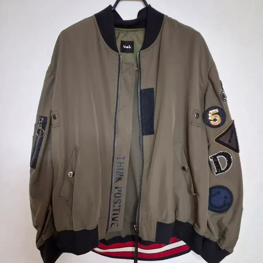 [BUNJANG] VOV Khaki Aviator Jacket with Patch Details / 보브
