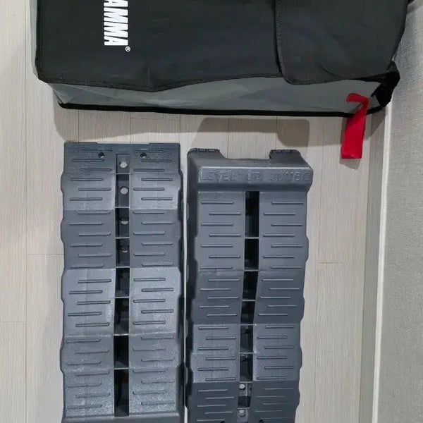 [BUNJANG] Fiamma Level Up Jumbo RV & SUV Leveling Blocks Set / 피아마 레벨업 점보 캠핑카 SUV 수평 조절 레벨러 사용감 거의없음