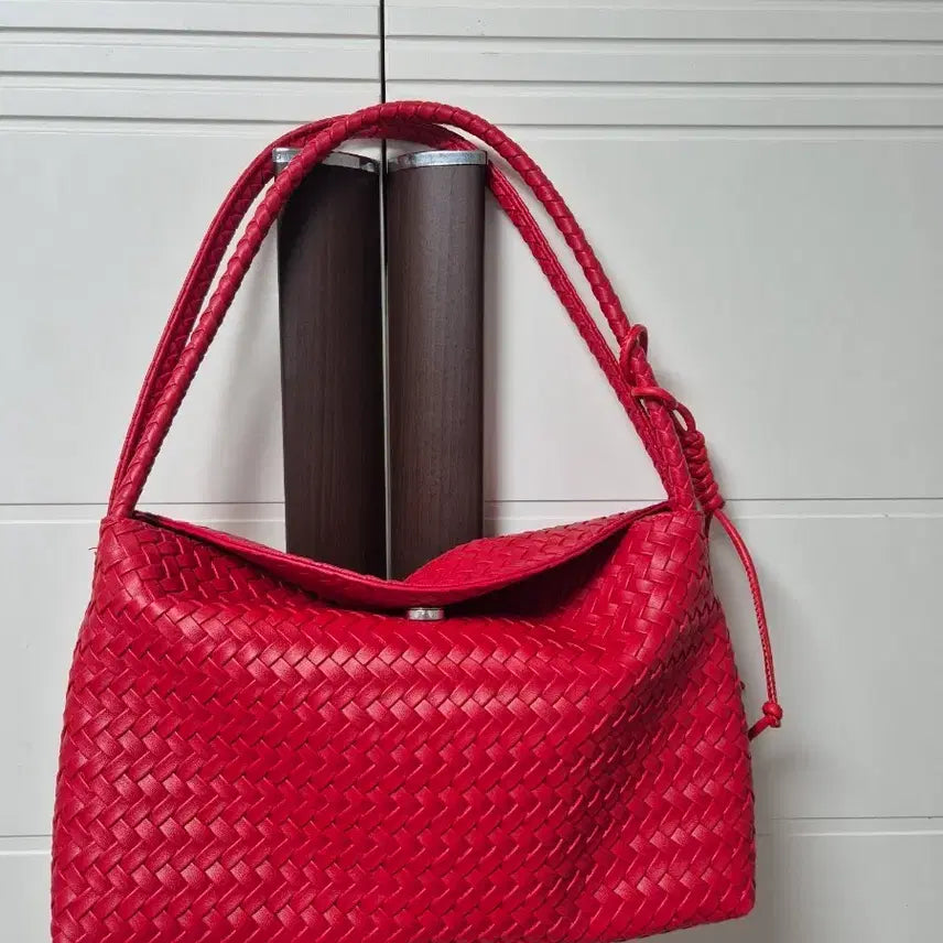 [BUNJANG] Red Shoulder Bag / 레드 숄더백
