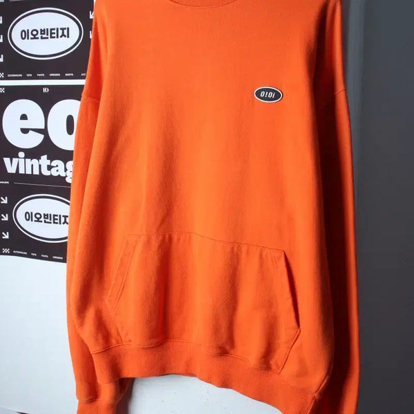 [BUNJANG] 5252 by OIOI Oversized Pocket Sweatshirt Orange / (F) 오아이오아이 맨투맨 티셔츠 오버사이즈 포켓 오렌지-H37173
