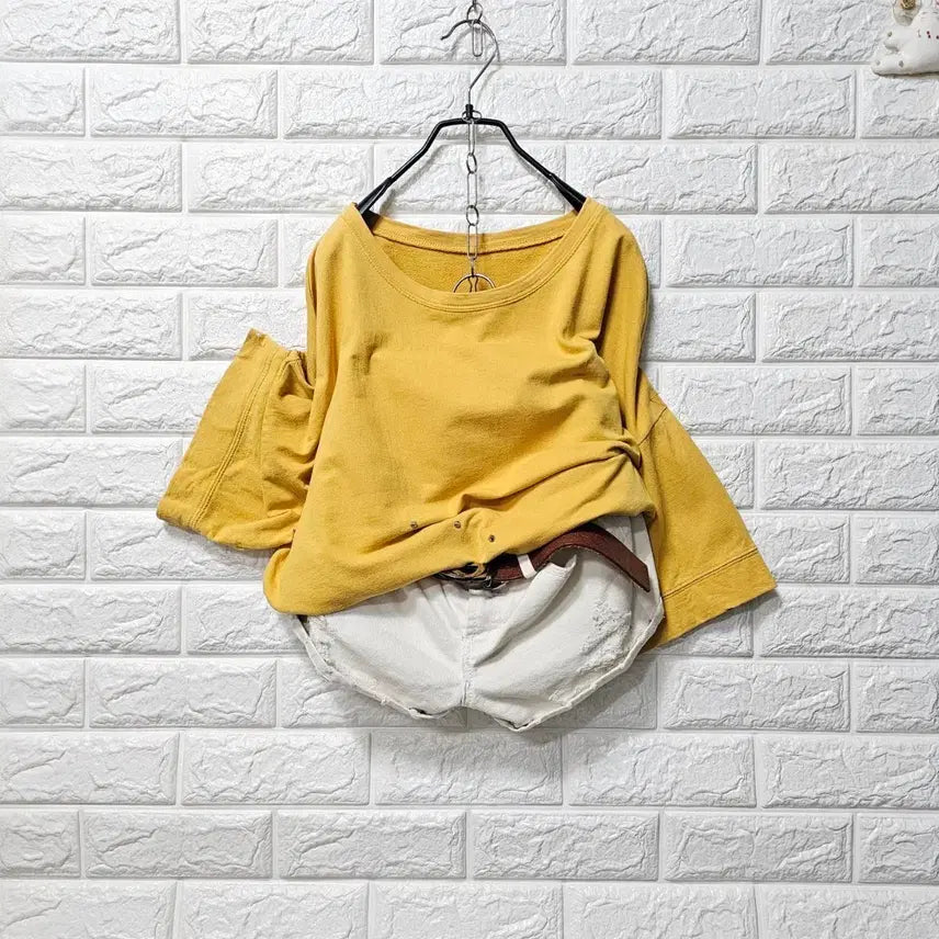 [BUNJANG] Mustard Yellow Boxy Fit T-Shirt / 겨자색 박시티셧