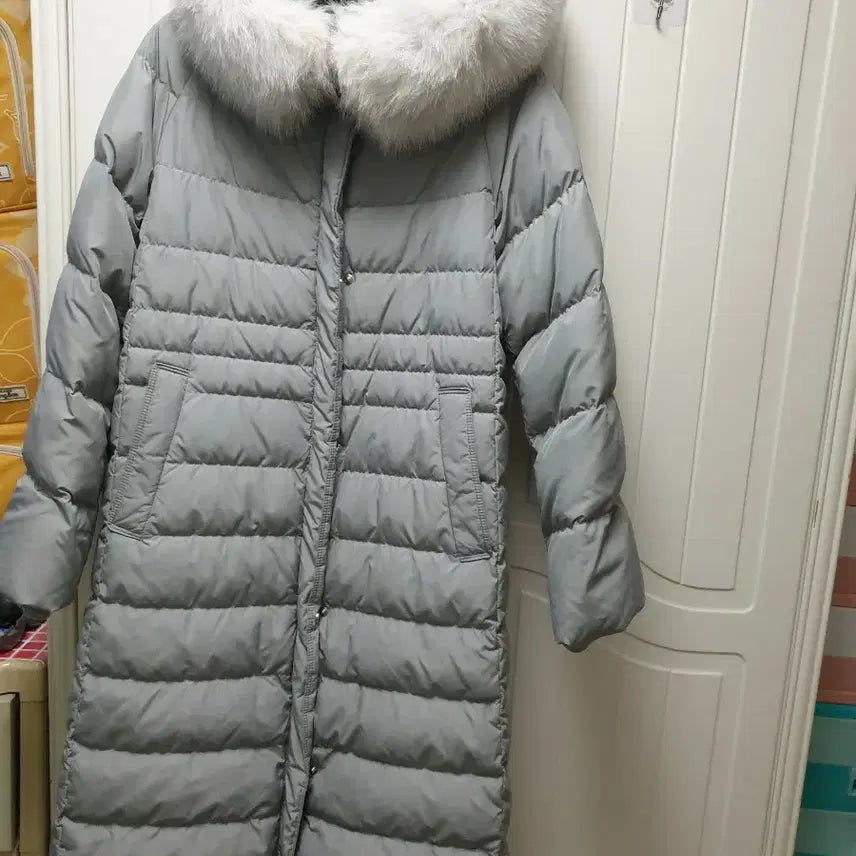 [BUNJANG] LIST Fox Fur Hood Long Padding Jumper / LIST 퍼 후드 롱 패딩 점퍼