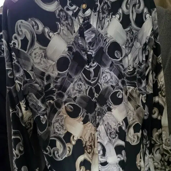[BUNJANG] Versace Pattern Shirt Size 50 / 베르사체 셔츠 50사이즈