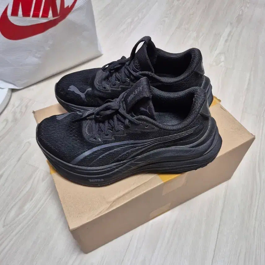[BUNJANG] Puma Magmaze Black 260 Sneakers / (260) 푸마 매그맥스 블랙