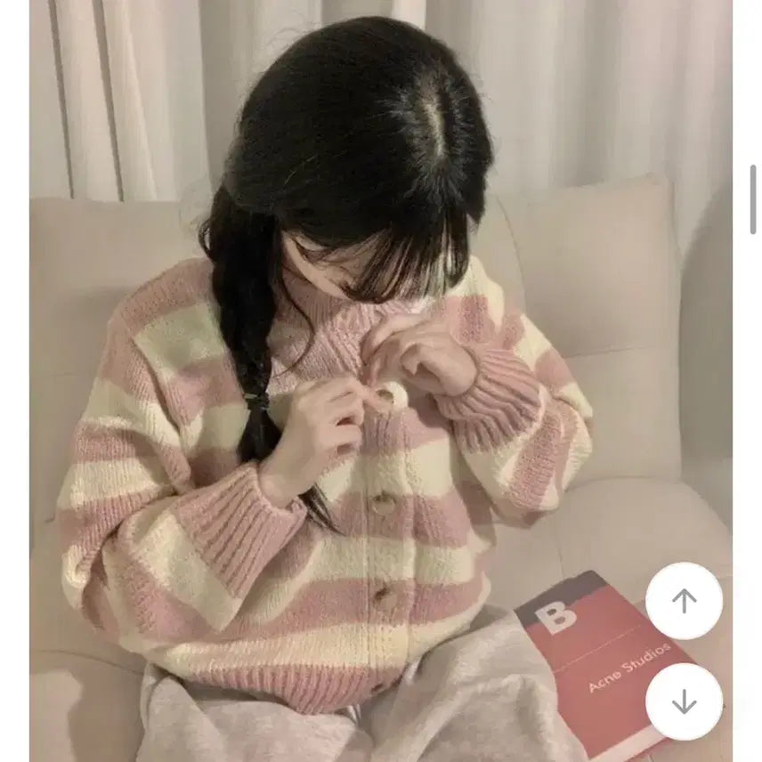 [BUNJANG] Ablley Striped Cardigan / 에이블리 핑크 가디건 단가라 교신 가능