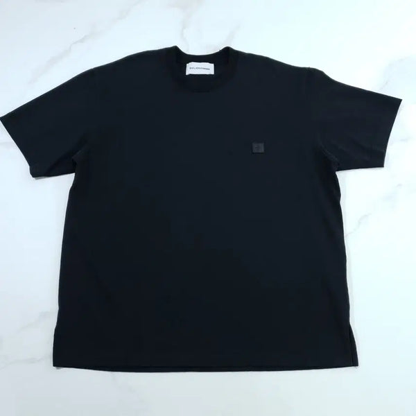 [BUNJANG] Solid Homme Black Logo Patch Short Sleeve T-Shirt / 솔리드옴므 블랙 로고 패치 반팔 티셔츠 46(95)