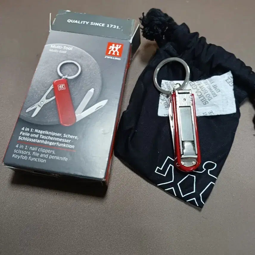 [BUNJANG] Zwilling Multi-Tool Nail Clipper Red Unused / 즈윌링 멀티툴 네일 클리퍼  레드 미사용품