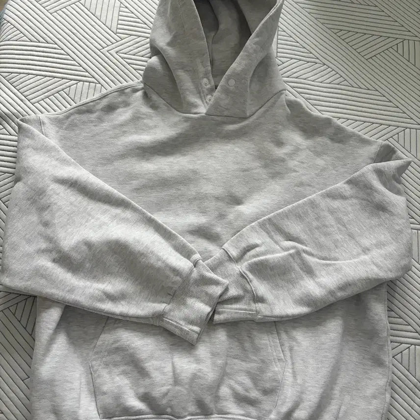 [BUNJANG] Button Detail Grey Hoodie M Size / 단추선 있는 그레이 후드 판매합니다