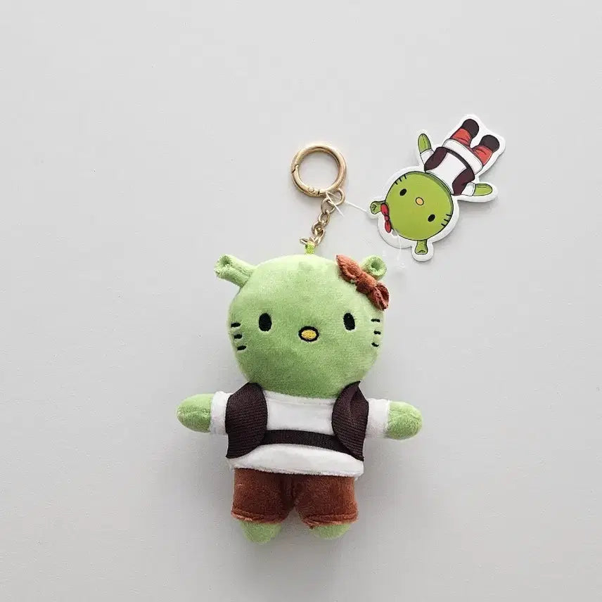 [BUNJANG] Sanrio Hello Kitty Shrek Plush Keychain Bag Charm / 정품 미사용) 산리오 헬로키티 슈렉 인형 키링 가방걸이