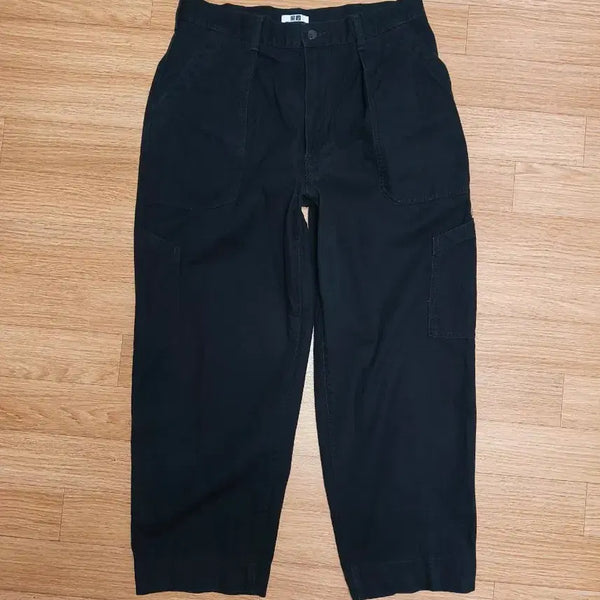 [BUNJANG] Uniqlo U Wide Fit Baker Pants (Black) / 유니클로 U 와이드핏베이커팬츠(블랙)