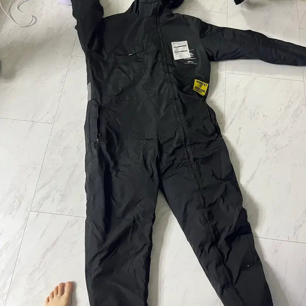 [BUNJANG] Warm Space Suit Black / 방한우주복 블랙