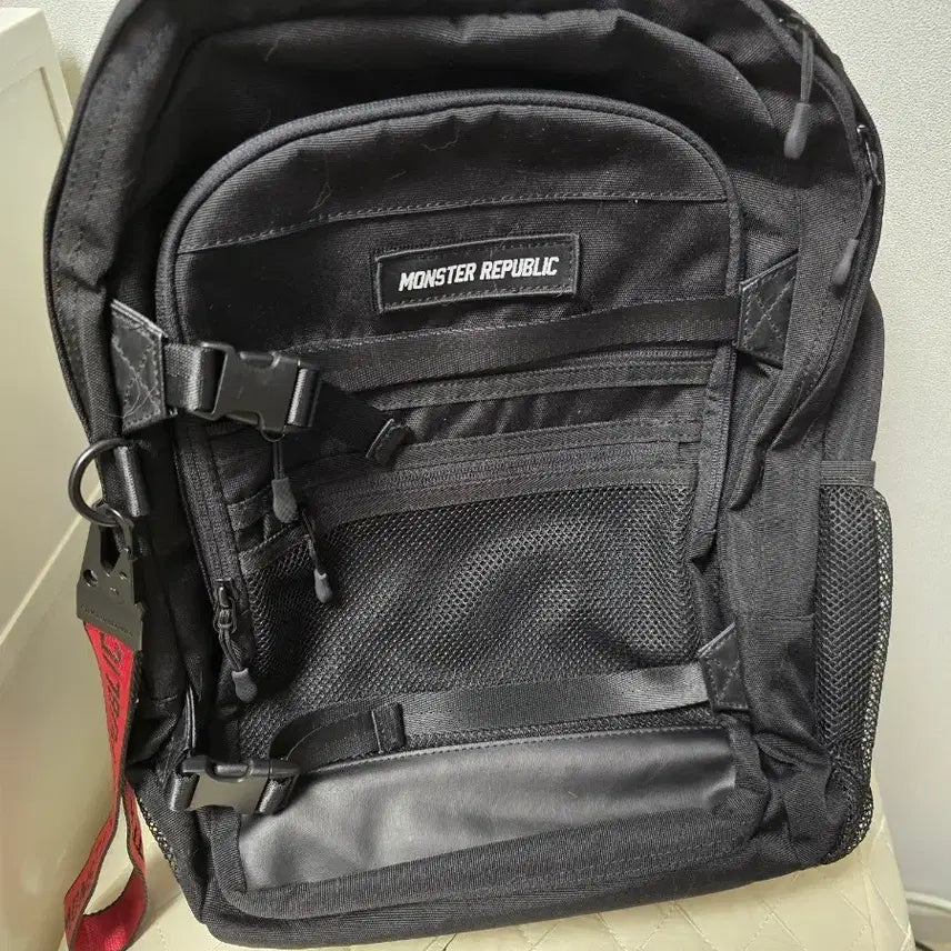 [BUNJANG] Monster Republic Backpack New / 몬스터리퍼블릭 백팩 새제품