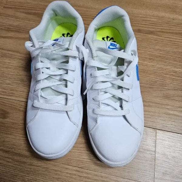 [BUNJANG] Nike Court Royale White/Blue Sneakers (260mm) / 나이키 코트 로얄 260mm 화이트/블루 스니커즈