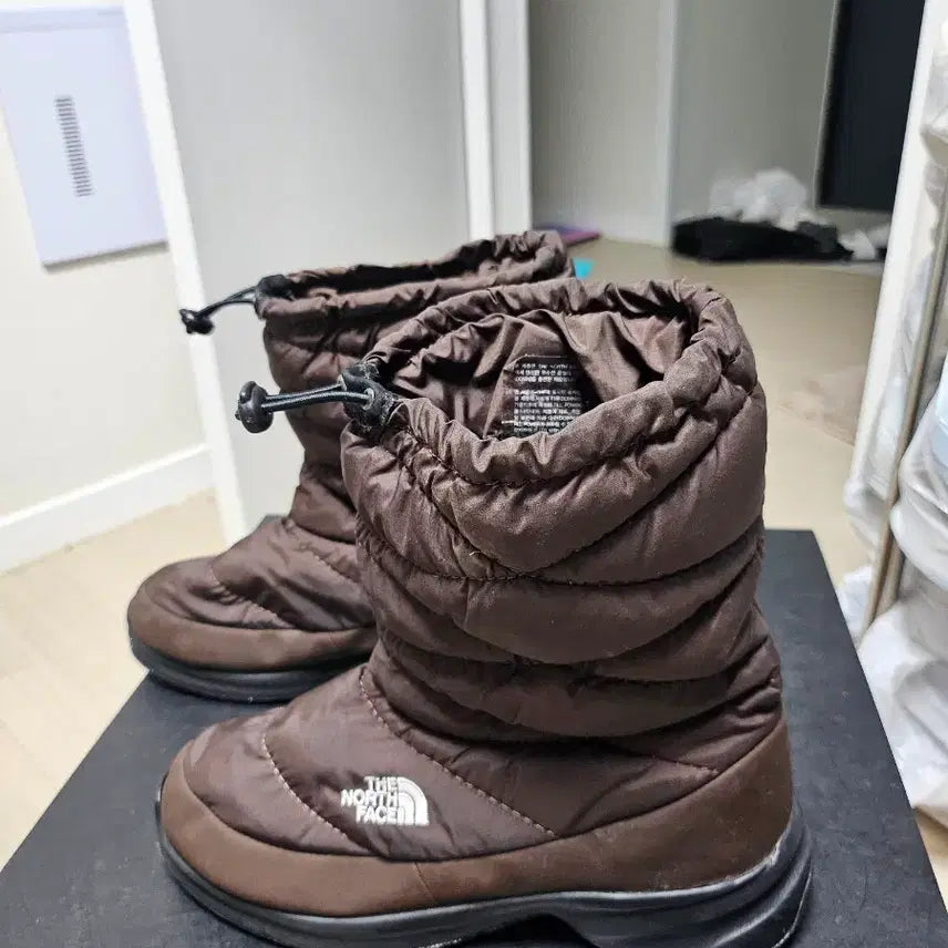 [BUNJANG] The North Face Down Padded Boots Brown 250mm / 노스페이스 다운 패딩 부츠 브라운 250mm 상태최상