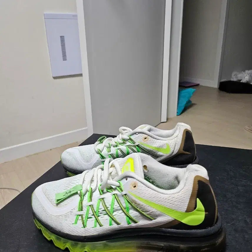 [BUNJANG] Nike Air Max Fluorescent Sneakers 240mm / 나이키 에어맥스 형광 240mm 상태좋음