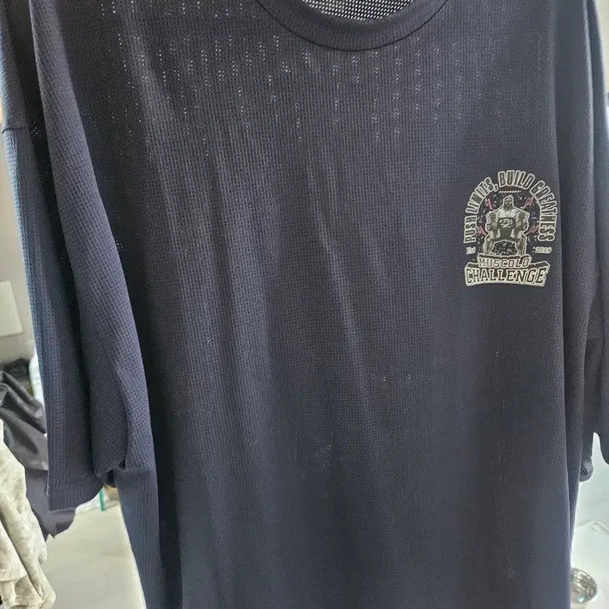 [BUNJANG] MuscleCollo Challenge Graphic Print T-Shirt / 머슬콜로 챌린지 반팔 티셔츠 새상품