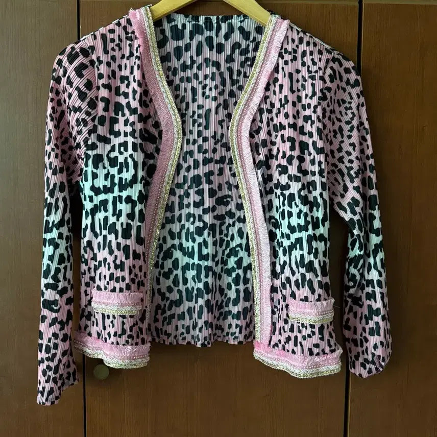 [BUNJANG] Pink Leopard Print Pleated Cardigan / 핑크 레오파드 플리츠 가디건