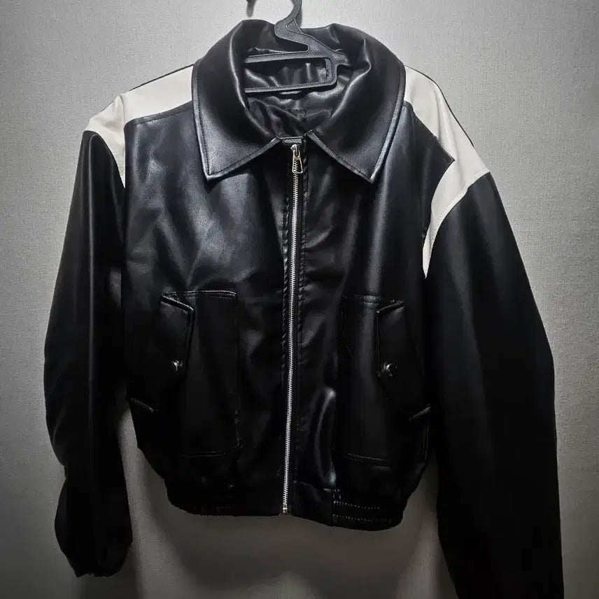 [BUNJANG] Black & White Leather Blouson Jacket / 블랙&화이트 레더 블루종 자켓