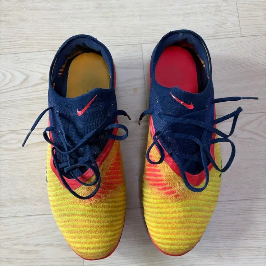 [BUNJANG] Nike Phantom 6 Haaland Model Soccer Cleats 275mm / 나이키 팬텀6 홀란 모델 축구화 275mm (급처)