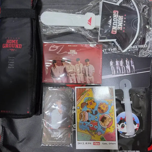 [BUNJANG] T1 Homeground 2-Day Admission Special Set & 3-Day Postcard / T1 홈그라운드 2일 입장특전 3일차엽서 치어플