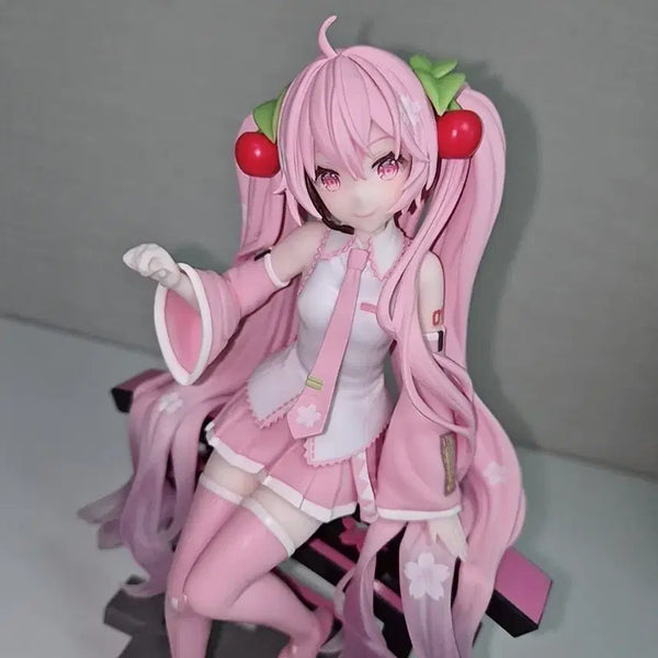 [BUNJANG] Vocaloid Hatsune Miku Sakura Miku Lantern Figure / 보컬로이드 하츠네 미쿠 사쿠라 벚꽃 미쿠 연등 피규어 미소녀