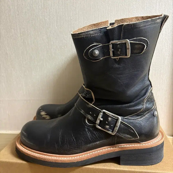 [BUNJANG] Romantic Move Pathfinder Engineer Boots (Dist Black) / [250]로맨틱무브 패스파인더 엔지니어부츠 디스블랙