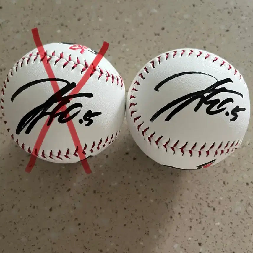 [BUNJANG] Kia Tigers Kim Do-young Autographed Baseball / 기아타이거즈 김도영 친필 싸인볼 로고볼