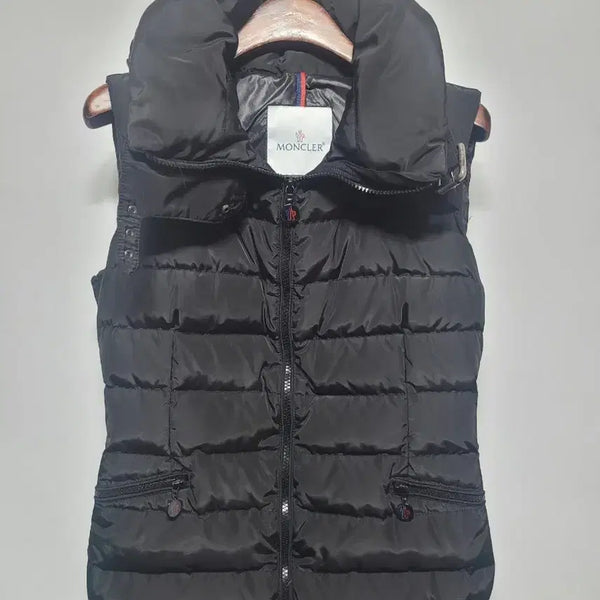[BUNJANG] Moncler Lightweight Padded Vest Black Size 90 / (1) 90 몽클레어 경량 패딩 조끼 블랙
