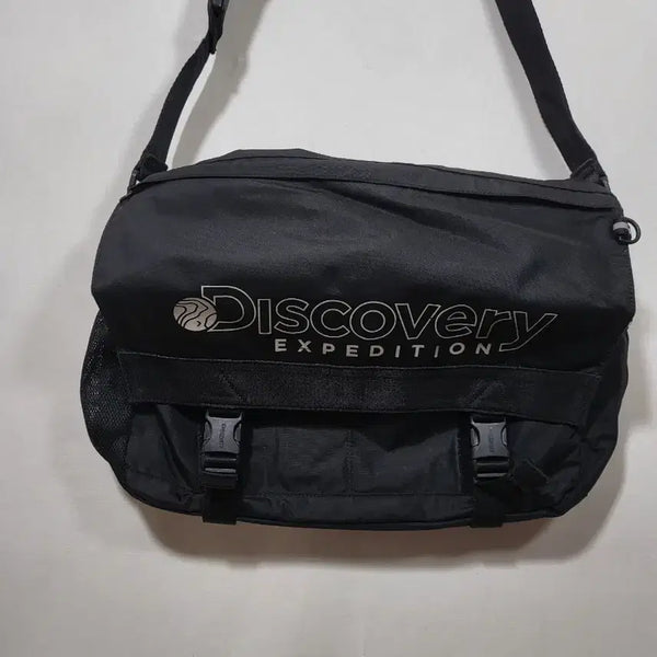[BUNJANG] Discovery Expedition Black Messenger Bag / 디스커버리 익스페디션 블랙 메신저백 정품 남녀공용