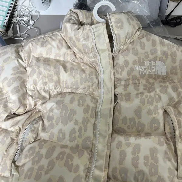 [BUNJANG] The North Face 700 Short Jacket Silver Grey Leopard Print Size S / 노스페이스 눕시700 숏 자켓 실버 그레이 레오파드 프린트 s사이즈